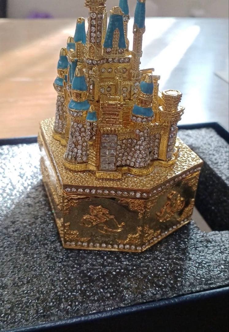 【TDR限定】Arribas Brothers 40周年シンデレラ城　小物入れ