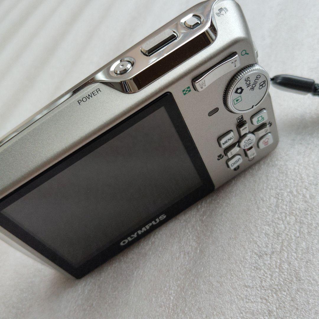 OLYMPUSオリンパス μ750 コンパクトデジタルカメラ