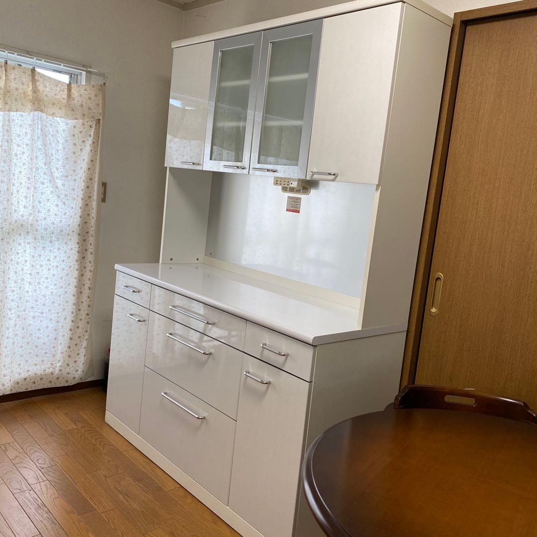 ニトリ キッチン収納キャビネット ホワイト