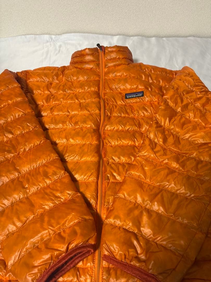 パタゴニア ダウンセーター ダウンジャケット オレンジ メンズＳ84672 軽量