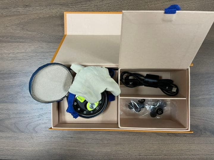 ルイヴィトン　イヤホン