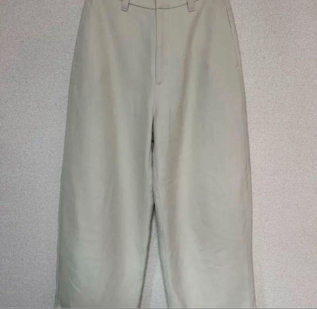 um　エクリュ　36