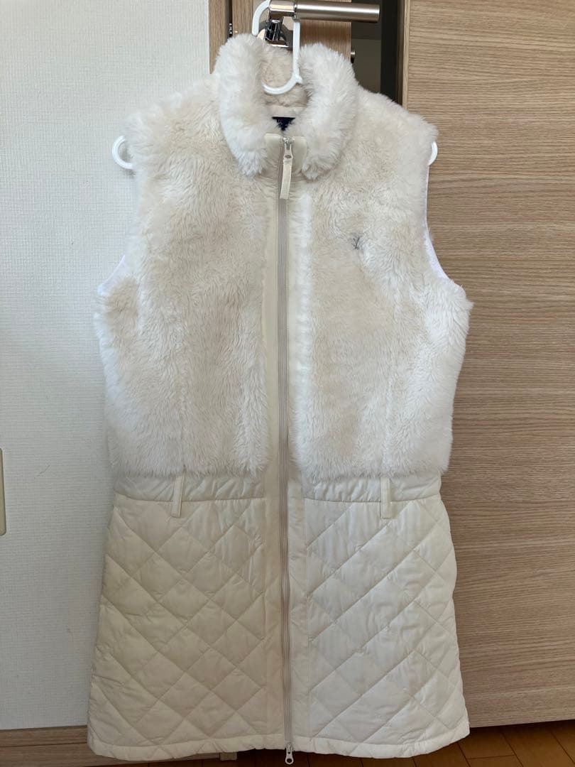 23区ゴルフレディースワンピース　白　Ｍ