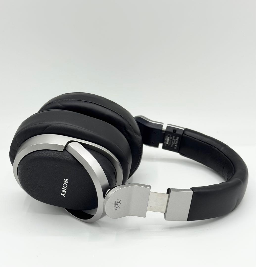 ヘッドホン SONY MDR-HW700DS
