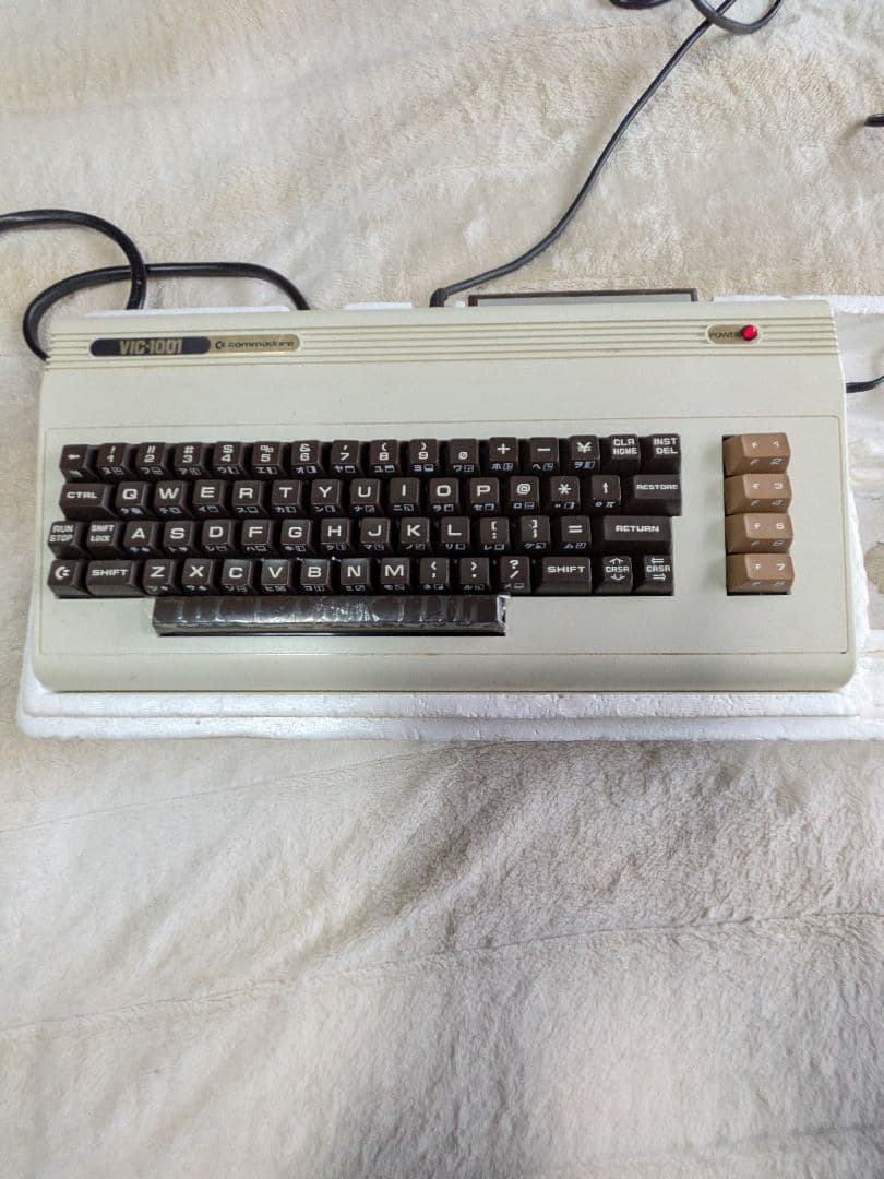コモドールVIC−1001パソコン