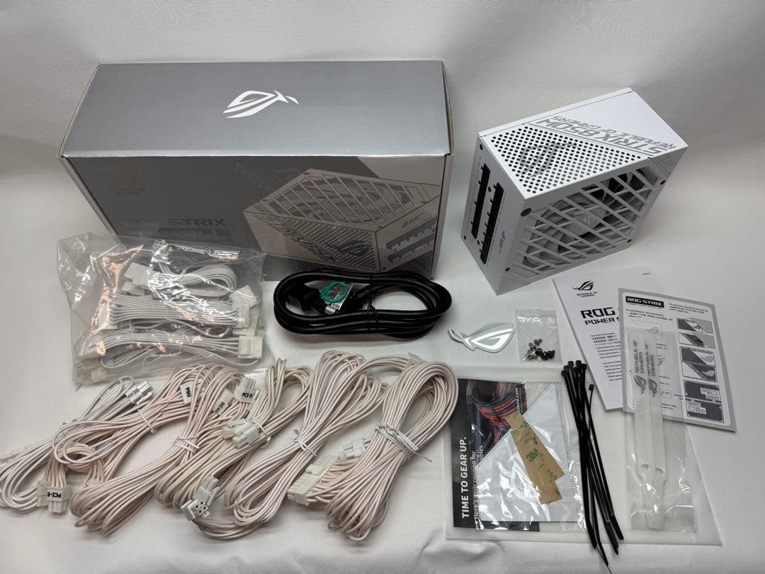 ASUS ROG STRIX 850W White Edition 電源ユニット