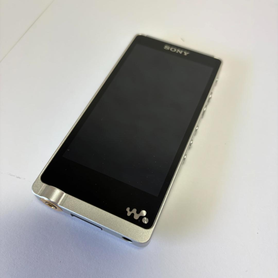 SONY ウォークマン シルバー 充電ケーブル付き