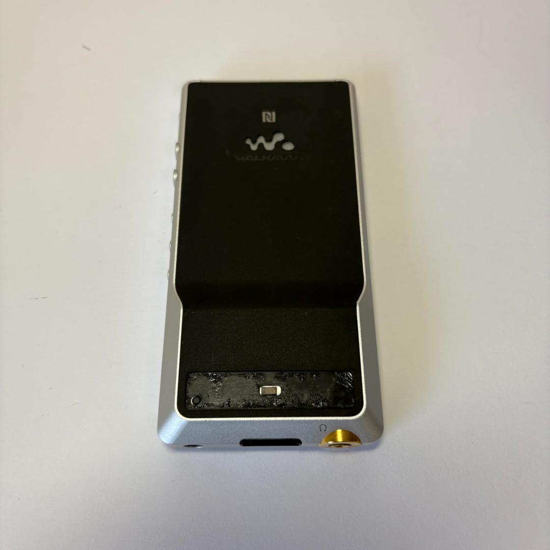 SONY ウォークマン シルバー 充電ケーブル付き