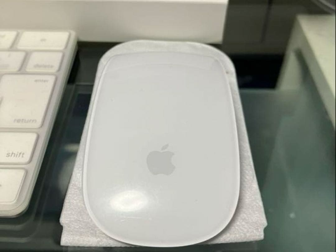 N*ủ様 iMac 21.5\"/3.10C/16GB/1TB 箱付き