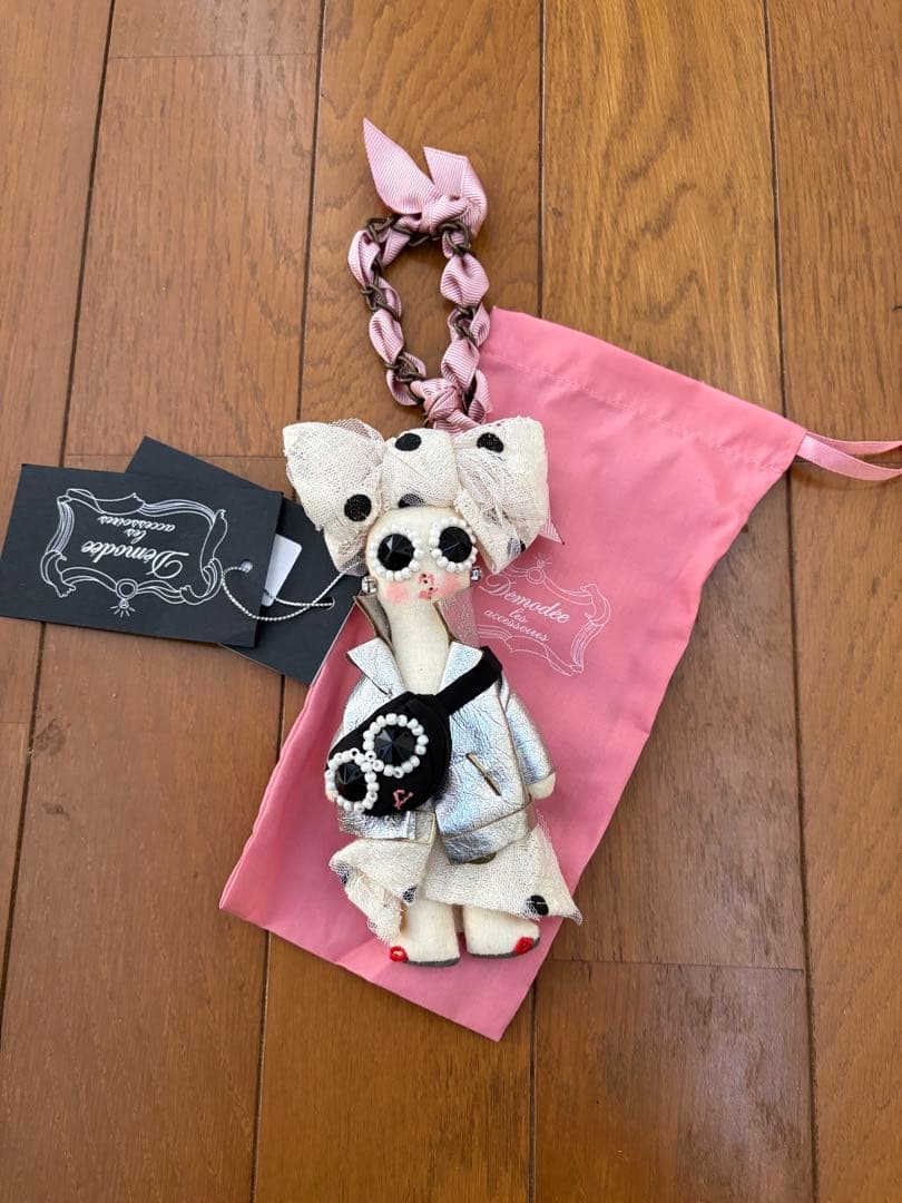 Demande デモデちゃん　チャーム