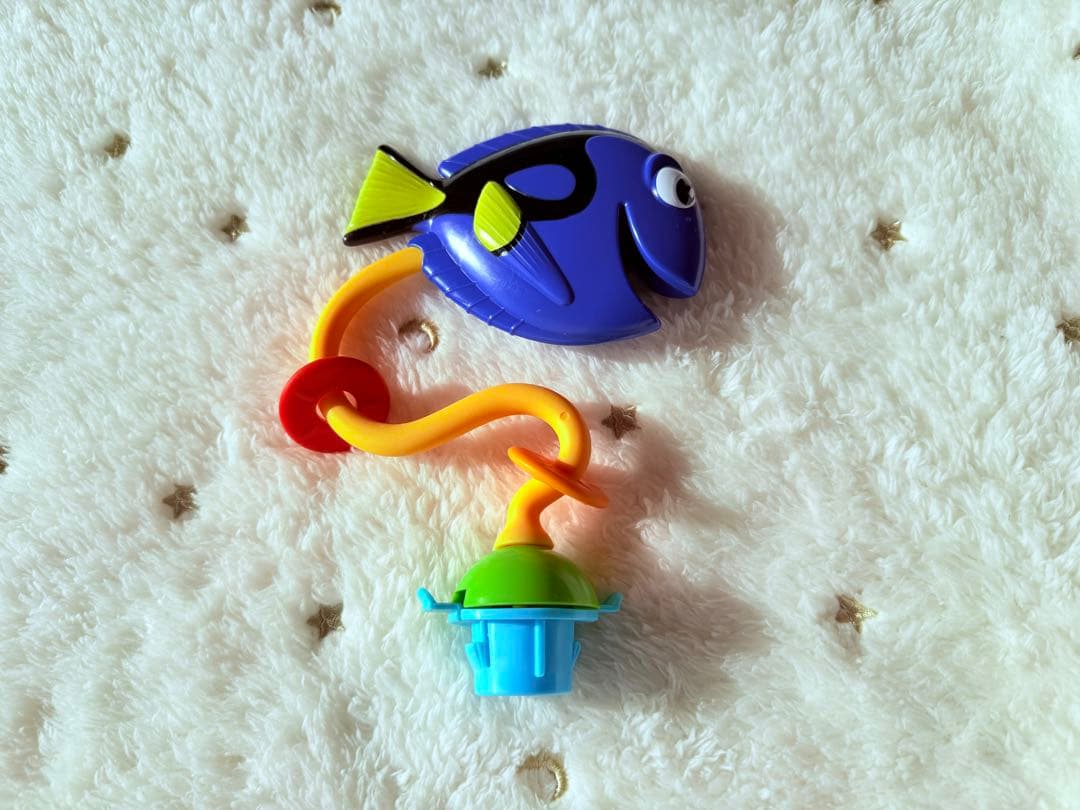 数回使用のみ　ファインディングニモ　ジャンパー　ジャンパルー