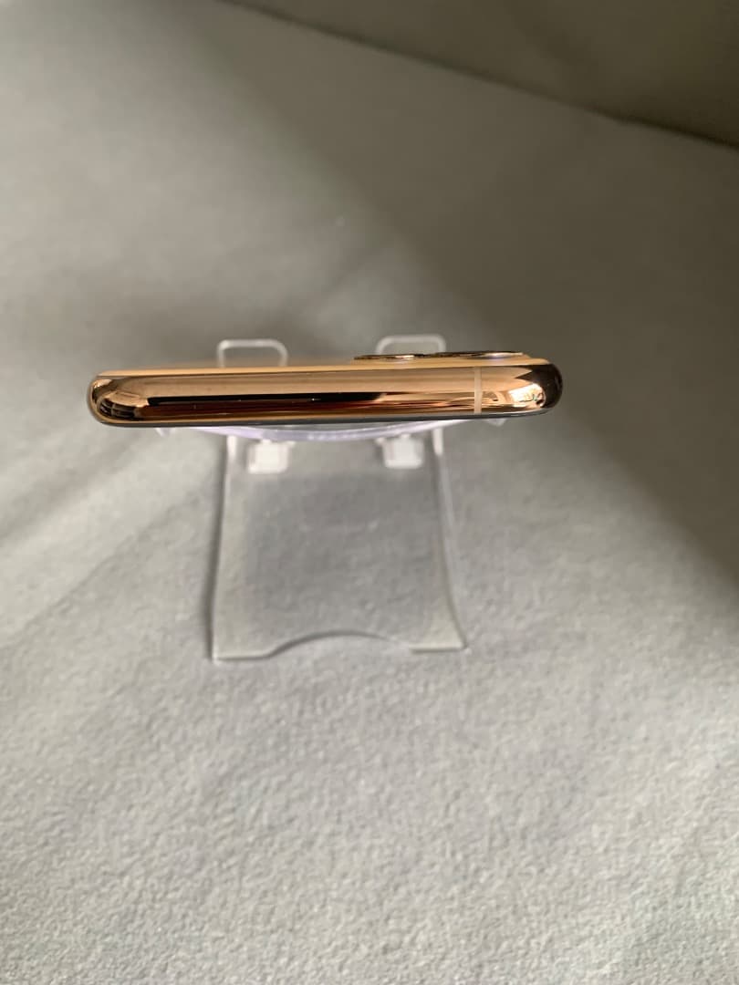 超美品　国内版　SIMフリー　iPhone11　Pro 256GB ゴールド色