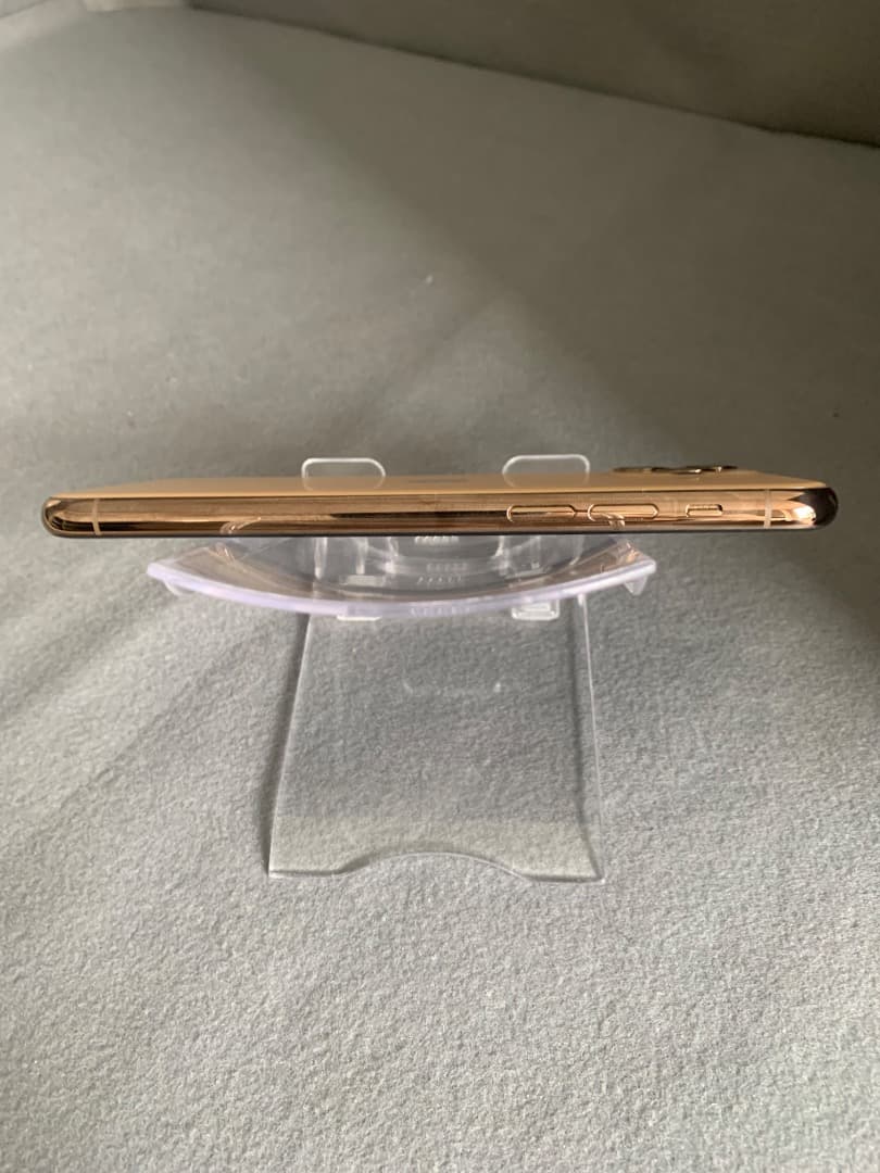 超美品　国内版　SIMフリー　iPhone11　Pro 256GB ゴールド色