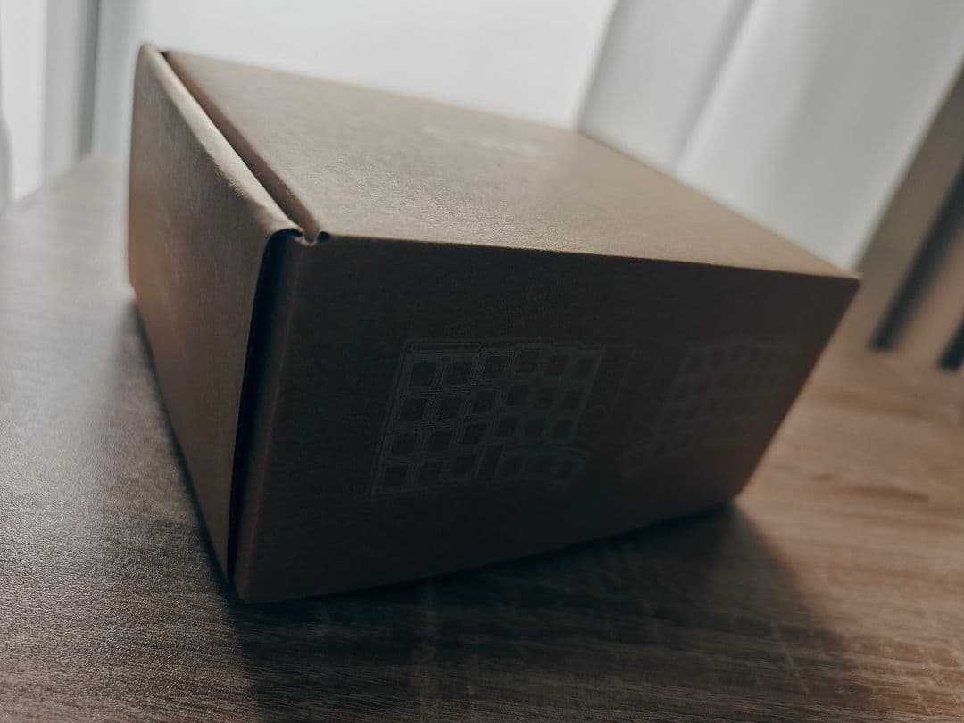 Cornix LP 無線分割キーボード【JezailFunder Japan】