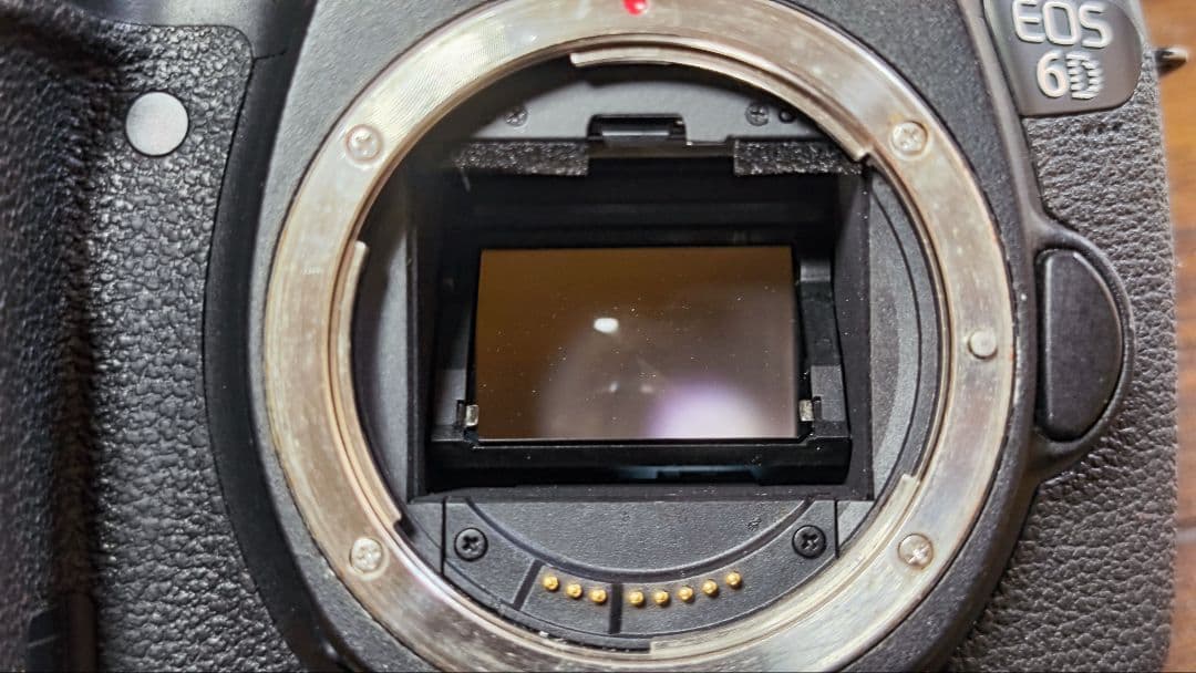 一眼レフ　Canon EOS 6D レンズ2個　ミニ三脚　バッテリー2個セット