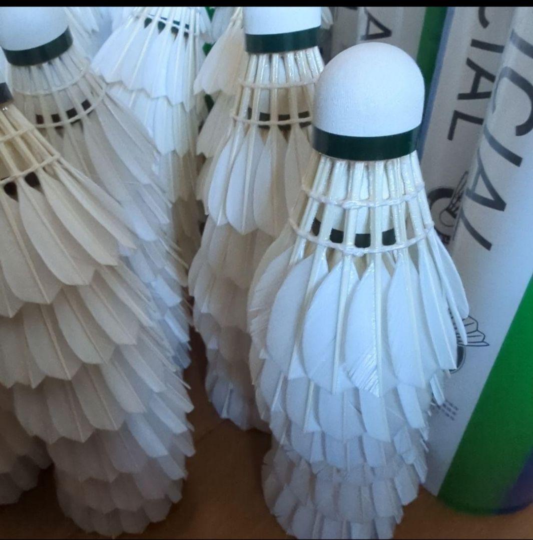 m*s様 YONEX NEWOFFICIAL（新品&美品シャトル）