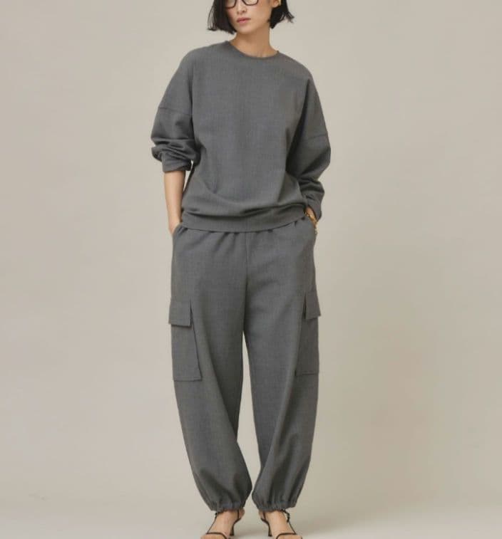 新品未使用タグ付き！Curensology /ストレッチカーゴパンツ