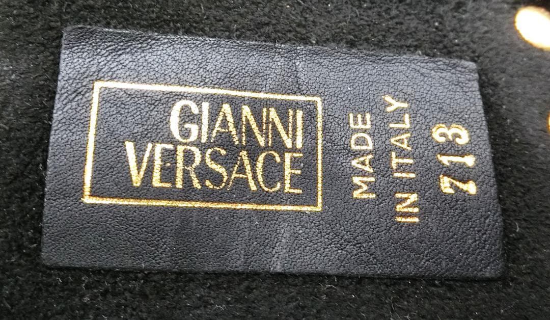 B 　ジャンニヴェルサーチ　メデユーサ　スタッズ 　ウエストポーチ