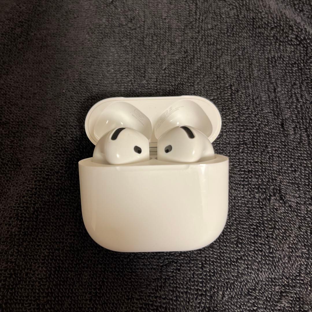 AirPods4 アクティブノイズキャンセリングあり