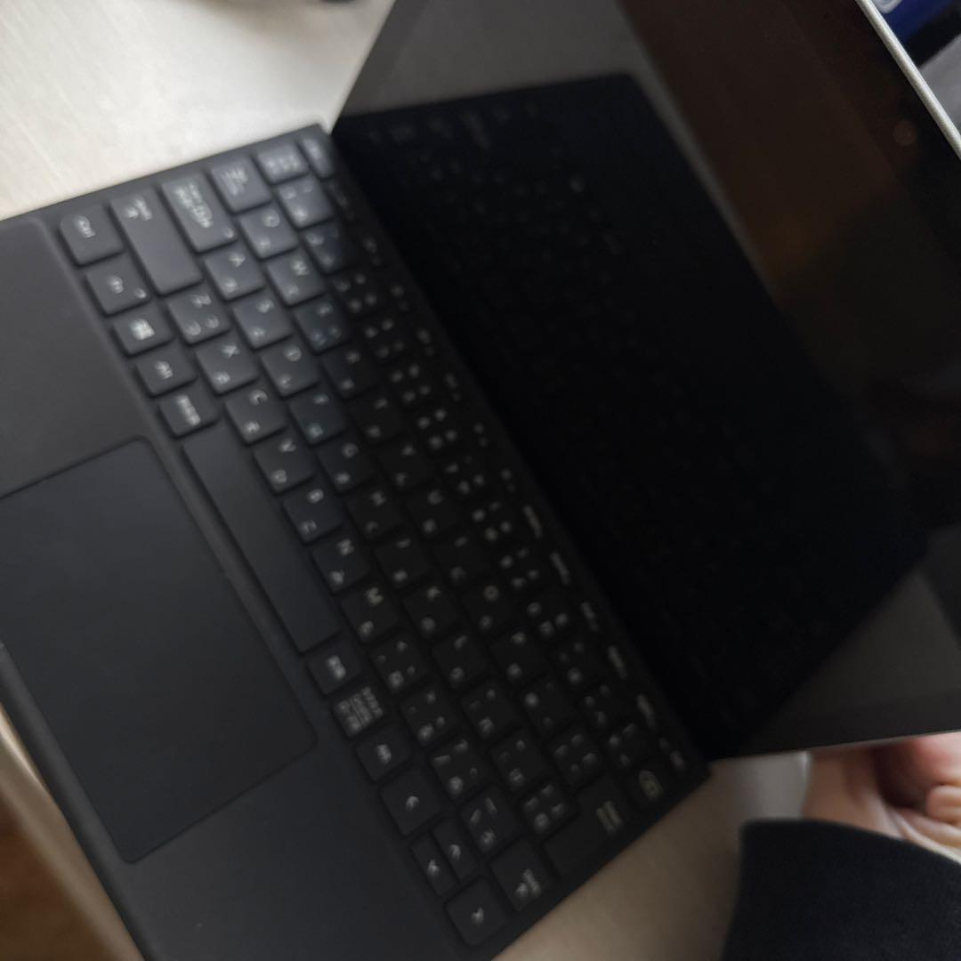 Microsoft Surface go2またはgo3