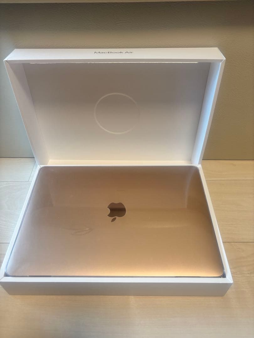 美品Macbook Air 2020 M1 16G 13インチ、ゴールド1TB