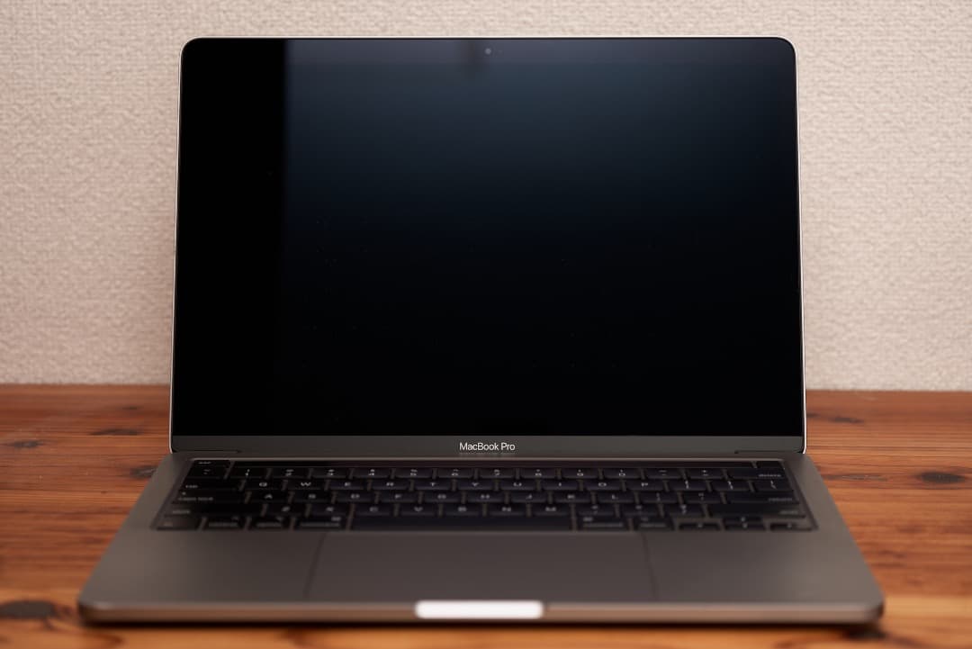 MacBookPro 2020 13インチ スペースグレイ メモリ32GB i7
