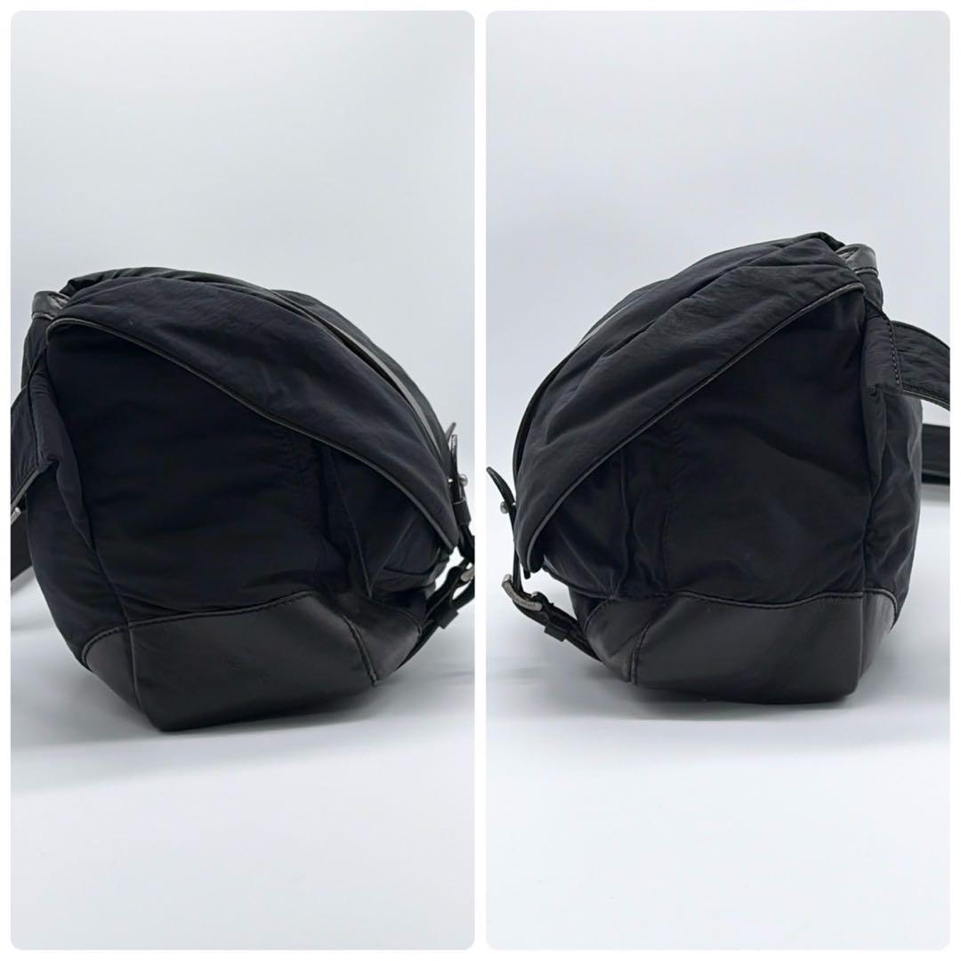 アルマーニ ショルダーバッグ メッセンジャーバッグ レザー ブラック