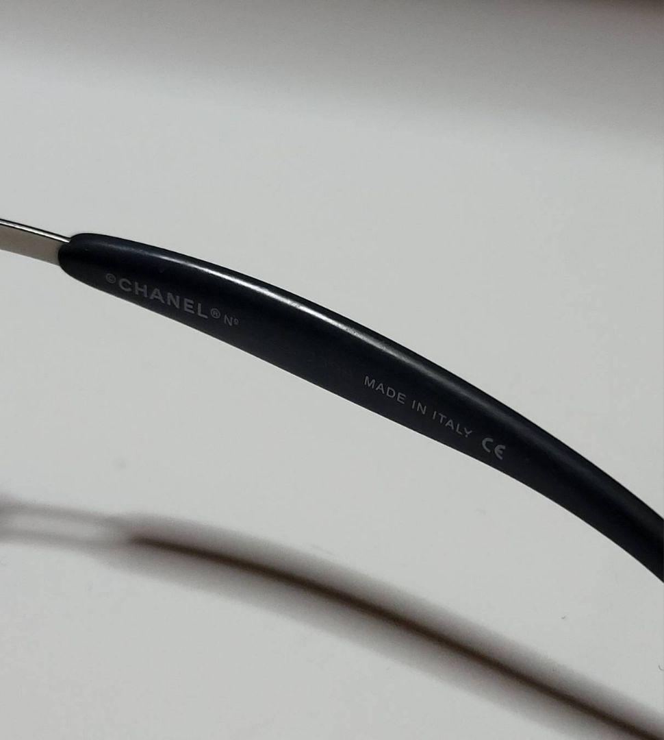 ◆CHANEL　シャネル◆ロゴ付き　サングラス　男女兼用