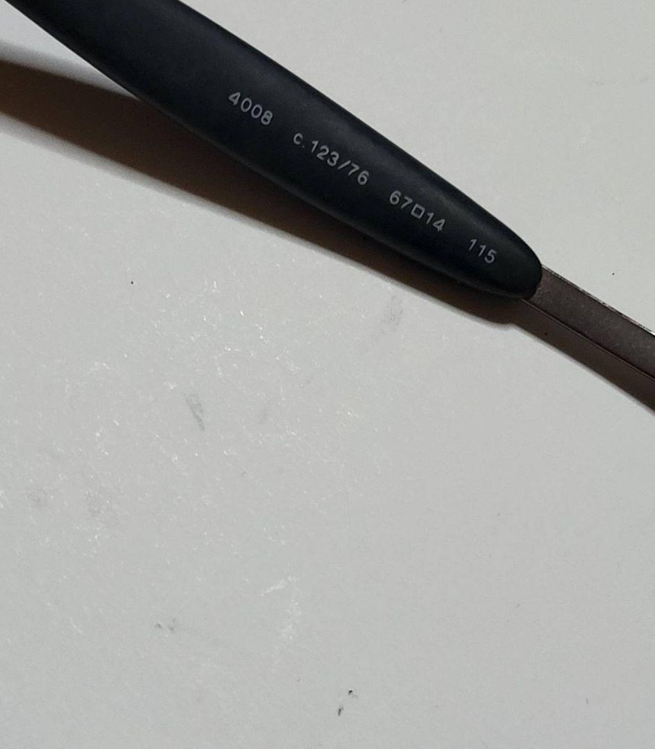 ◆CHANEL　シャネル◆ロゴ付き　サングラス　男女兼用