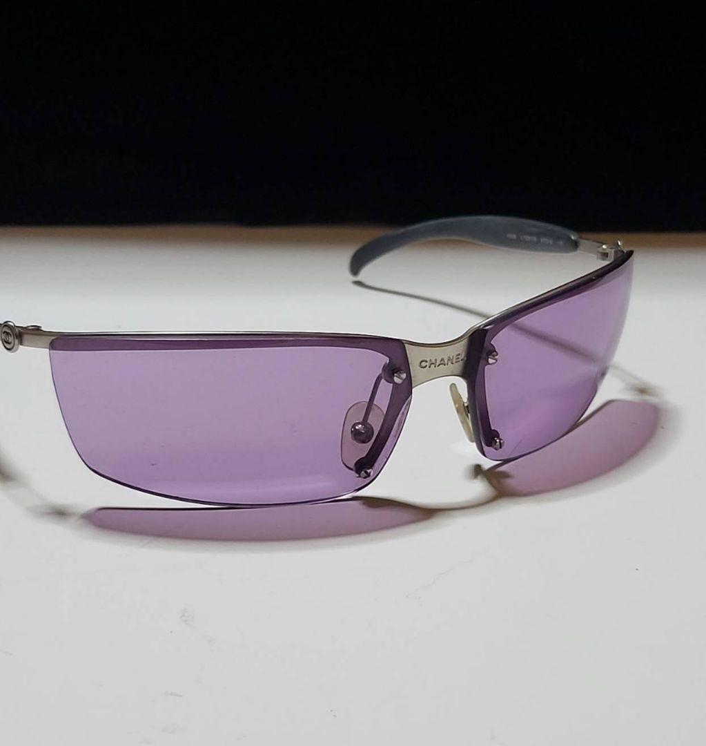 ◆CHANEL　シャネル◆ロゴ付き　サングラス　男女兼用
