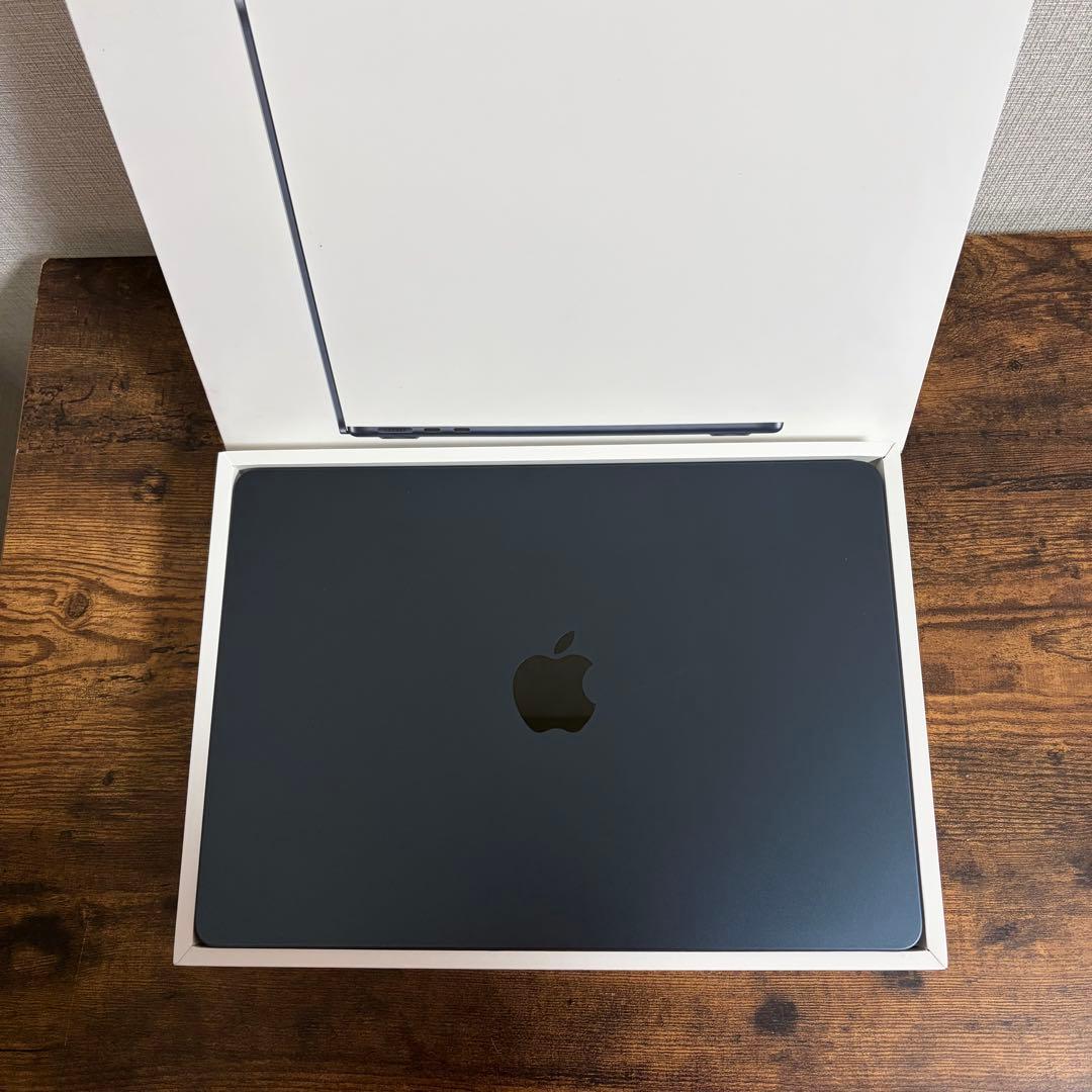 MacBook Air 13インチ M3 メモリ16GB SSD512GB