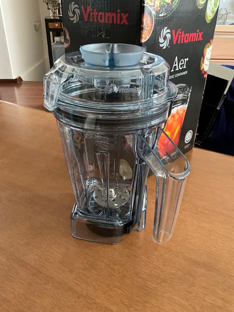 12月限定値下げ1回使用 バイタミックス エアーディスク コンテナ 1.4L