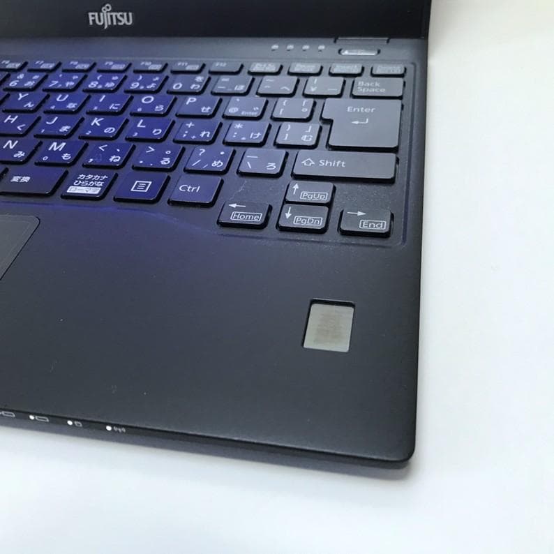 美品》MS Office＊2024認証済/LIFEBOOK U939/256GB