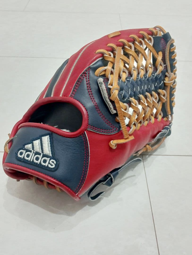 ✨️最終値下げ✨️アディダス軟式外野用グラブ