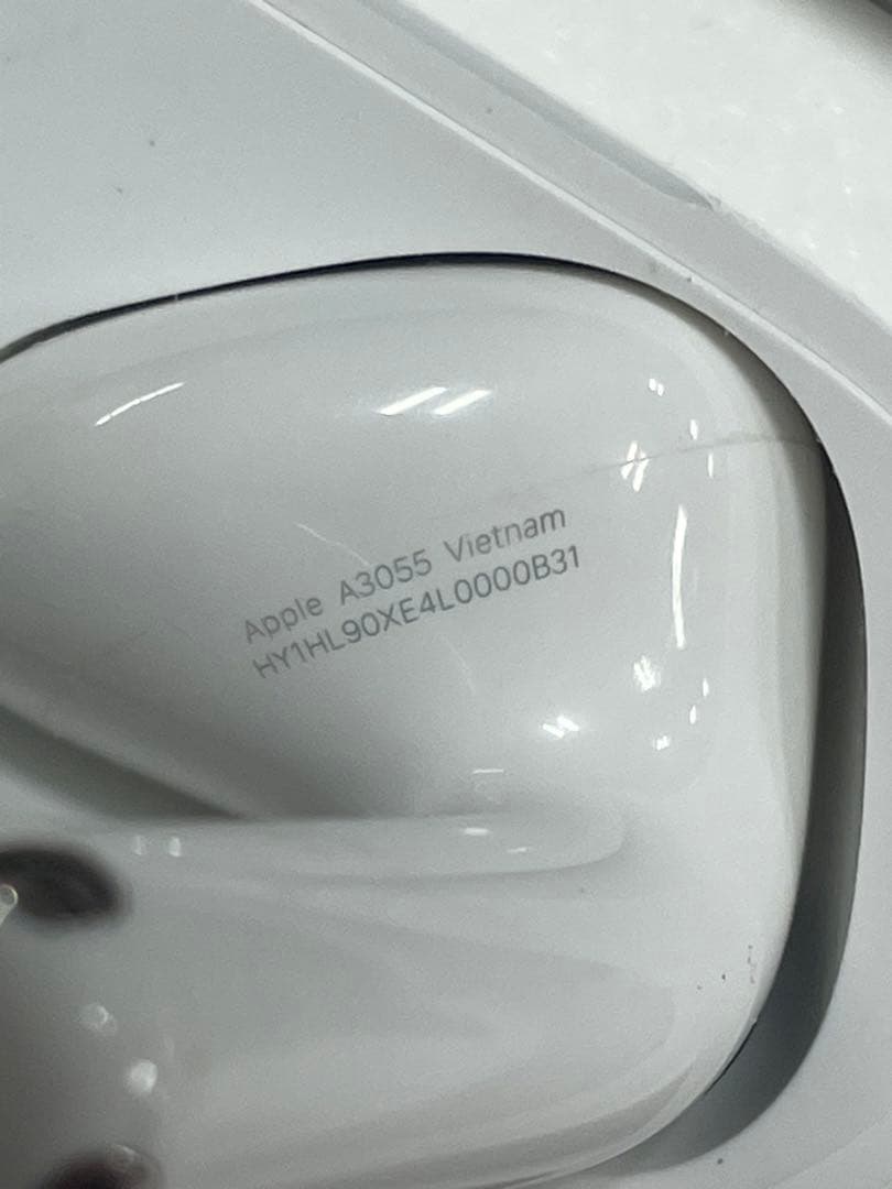 AirPods4 アクティブノイズキャンセリング搭載モデル