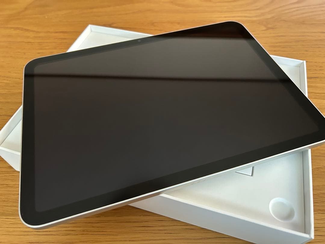 iPad 第10世代 Wi-Fiモデル 64GB シルバー