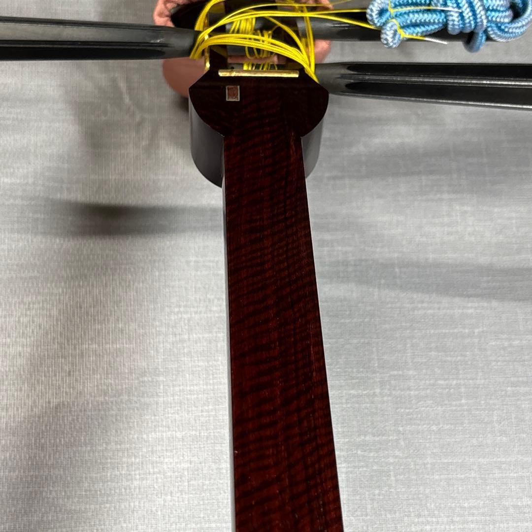 三味線本体 紅木　金細　最高級 ハードケース付き