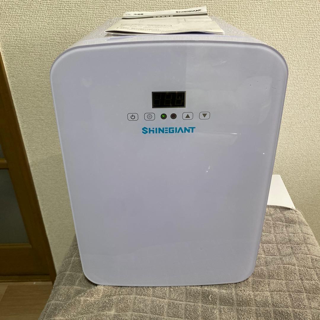 ⭐︎⭐︎15L 小型 冷蔵庫 ペルチェ式 ポータブル　冷温庫　AC/DC給電