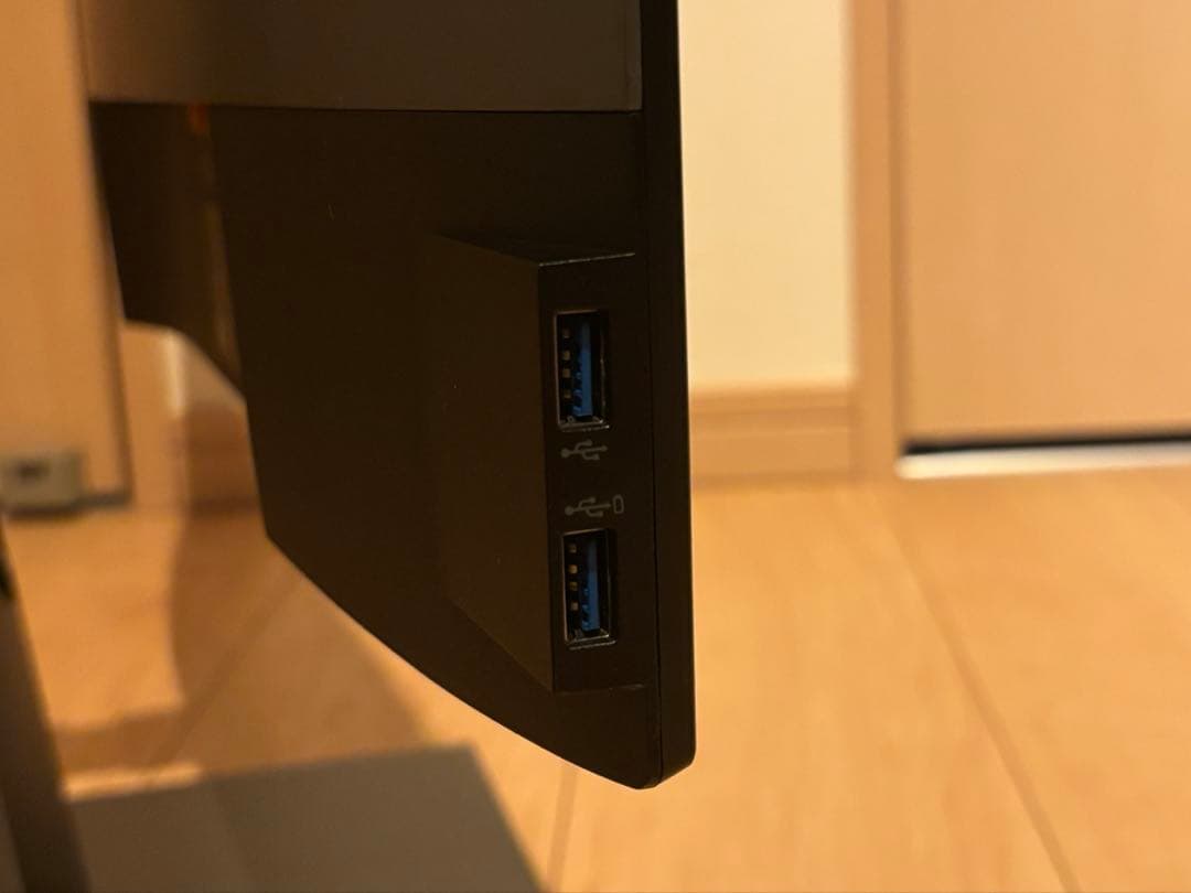 DELL U2719D デジタルハイエンド 27インチ モニター 002