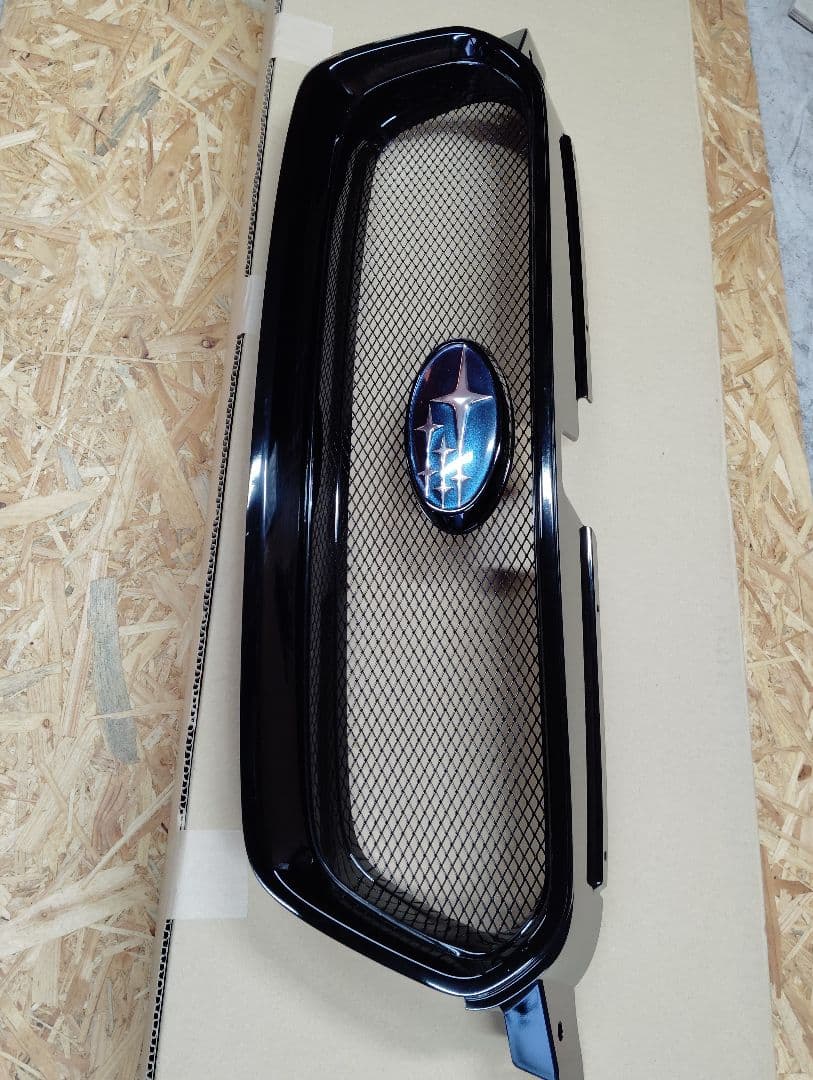 キ*ン様 スバル　レガシィBP/BL後期型フロントグリル