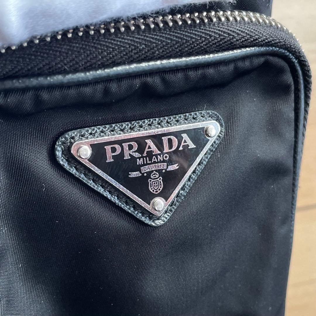 プラダ　RFID認証　リナイロン　ショルダーバッグ　スマホショルダー　ブラック