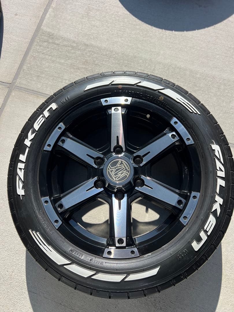 ハイエースFALKENホワイトレターW11 17インチ タイヤホイール4本セット