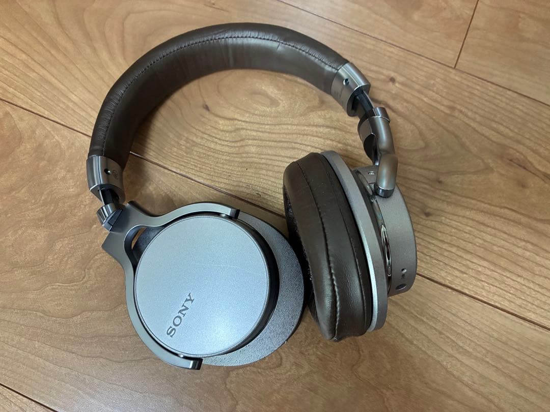 SONY MDR-1ABT Bluetoothワイヤレス ヘッドホン シルバー
