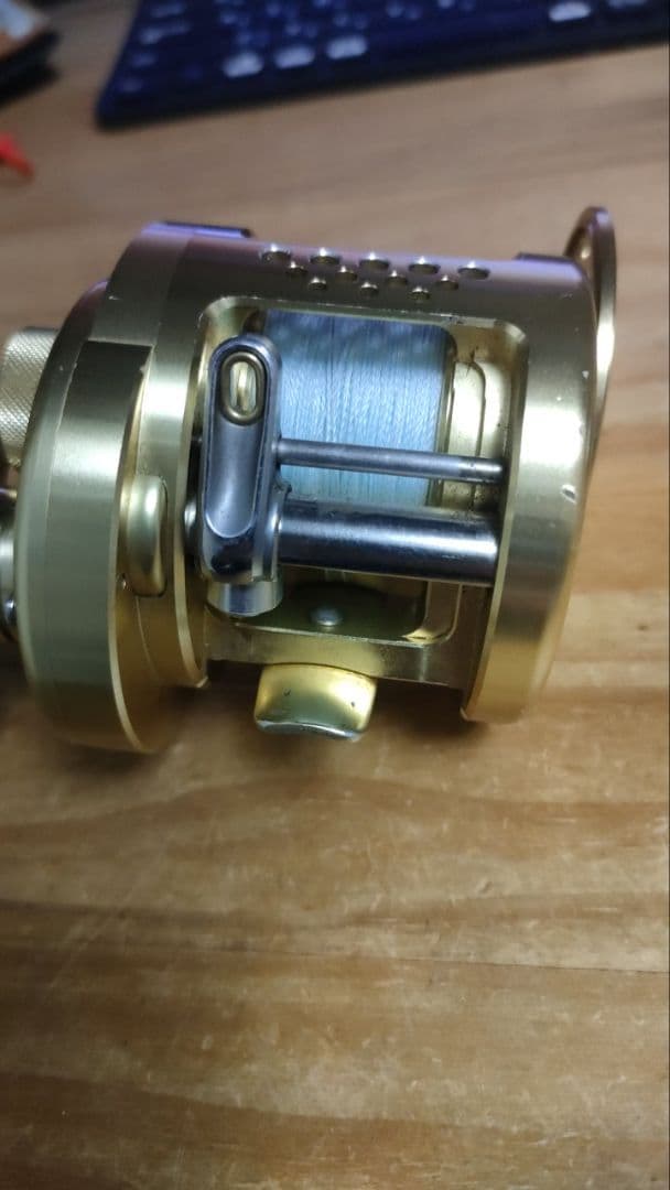 カルカッタ　コンクエスト200　マグネットスプール付き