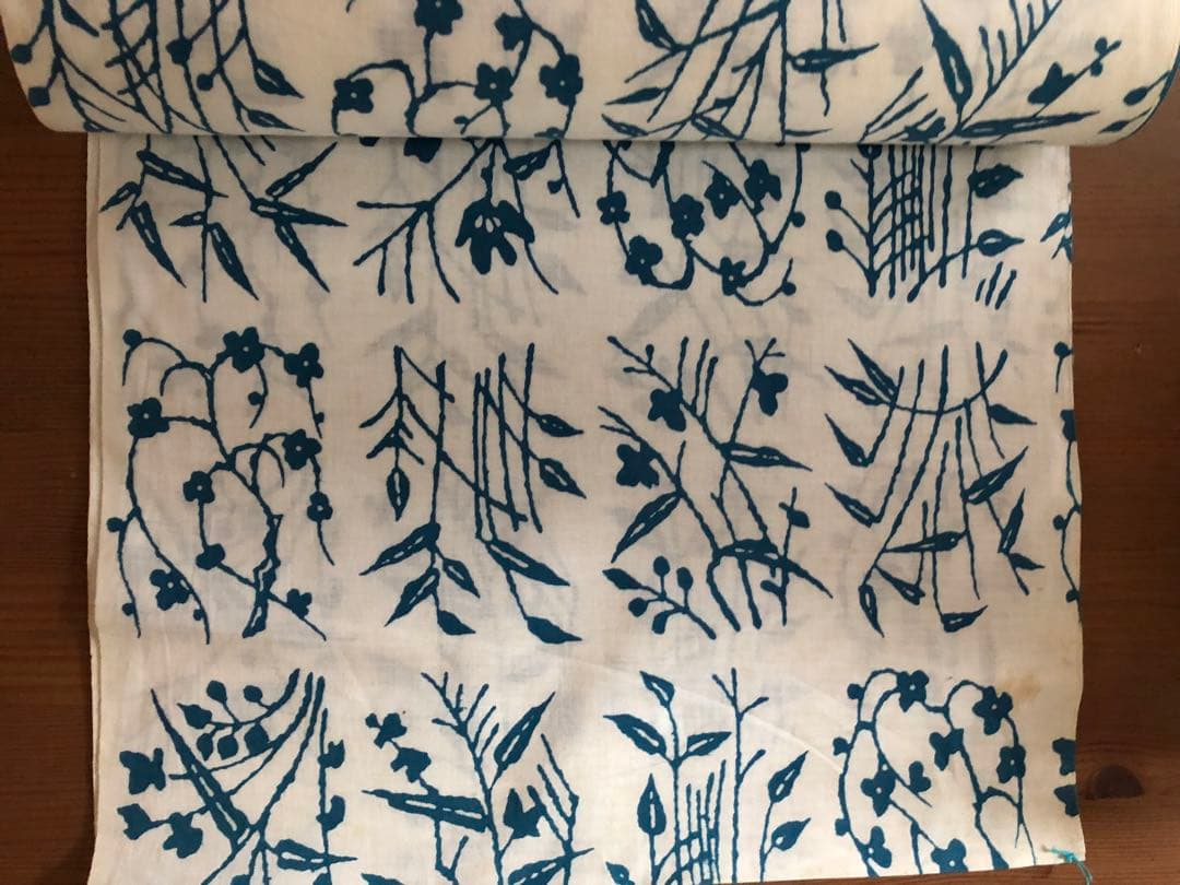 浴衣　反物　白地×浅葱色　植物文様