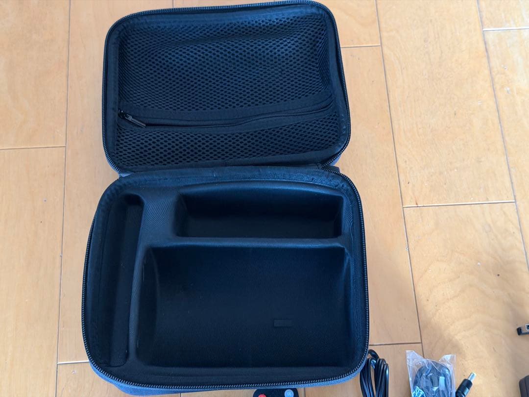 CINEMAGE PRO プロジェクター