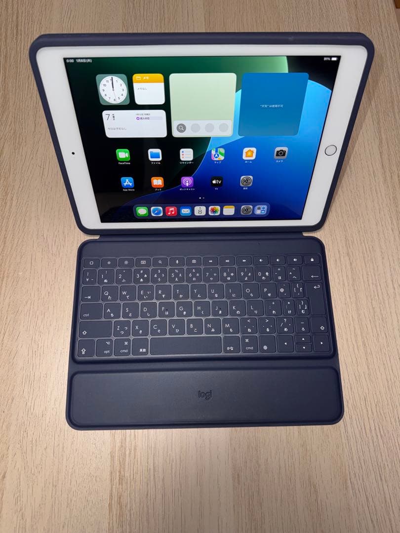 ipad 7世代 32GB logicoolキーボード付きケース付き