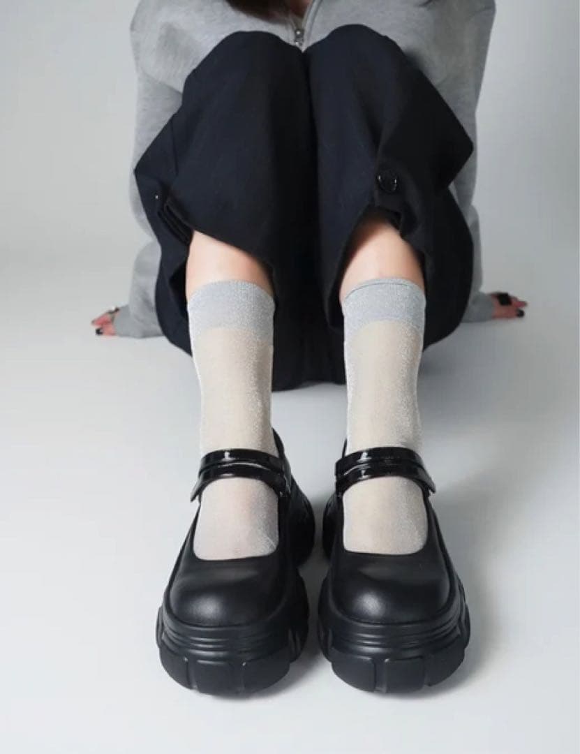 ダブルベルト・メリージェーン　　mana