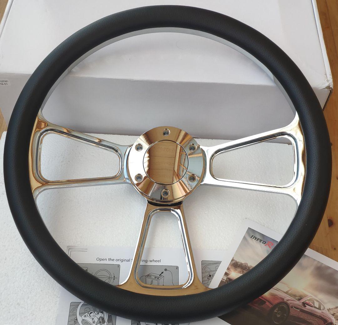 新品未使用 ハーフラップレザー ビレットステアリング 350 MOMOピッチ70