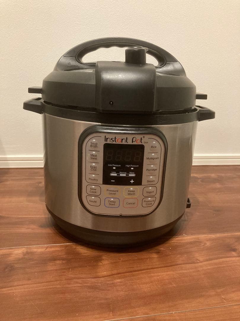 Instant Pot Duo 5.7リットル（米国モデル）　変換プラグつき